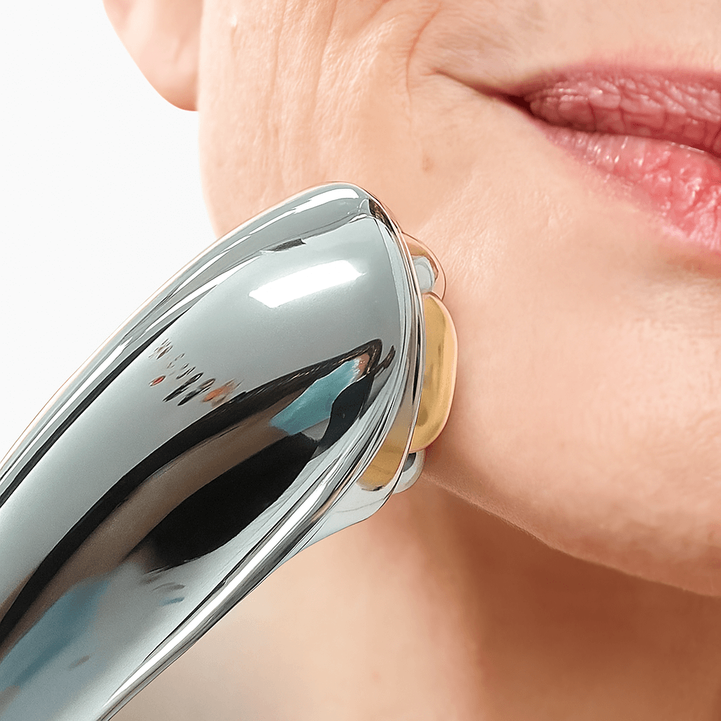 VelvaLift | 3-in-1 Therapy with Radiofrequency, EMS, and Red Light